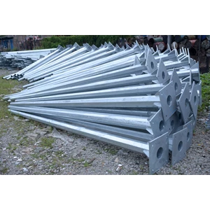 Tiang Lampu PJU single ornamen galvanis 