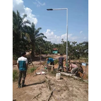 Single 9 meter octagonal angle street light pole
