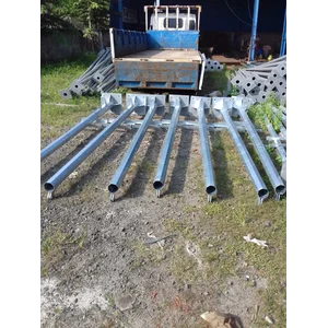 Tiang  Lampu PJU Oktagonal  Single parabol  HDG