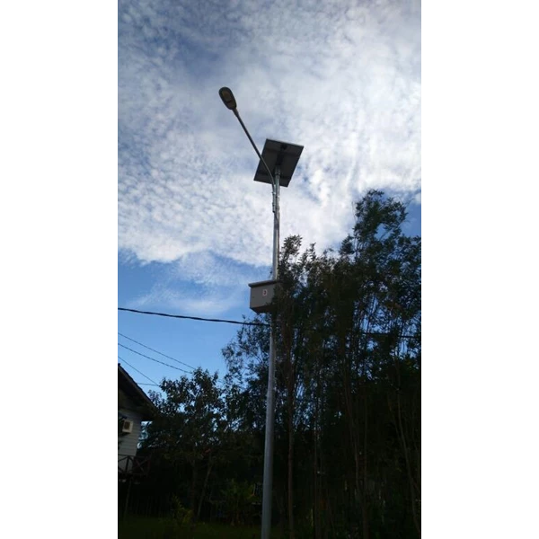 Pju Pole Solar Double Lamp